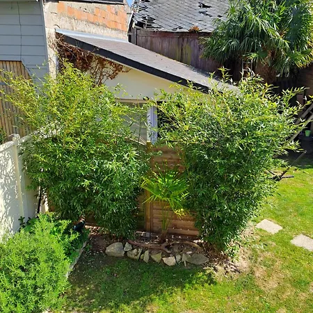 Joli Au Calme Dans Un Jardin Privatif בית נופש