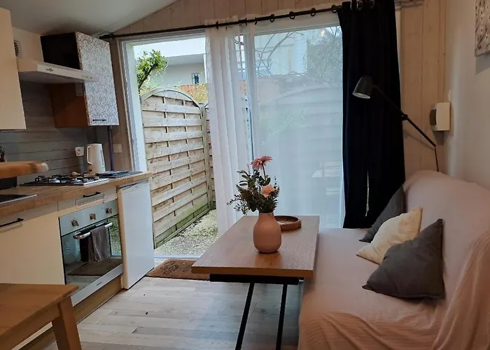 Joli Au Calme Dans Un Jardin Privatif Casa de Férias