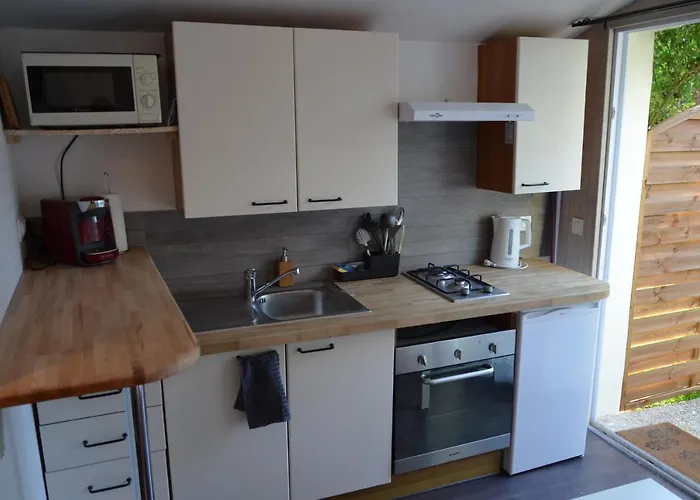 Joli Au Calme Dans Un Jardin Privatif Casa de Férias